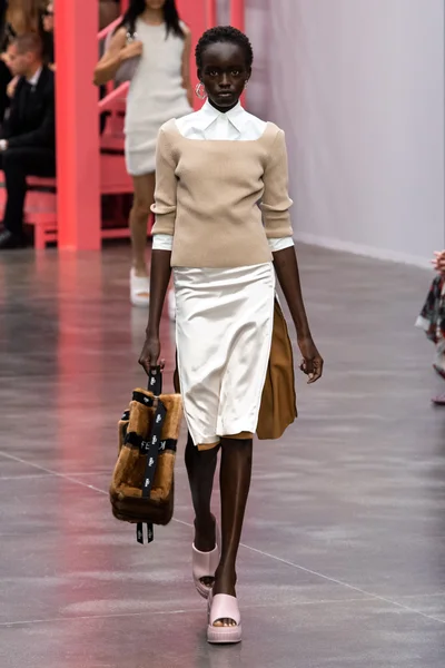 Look 21